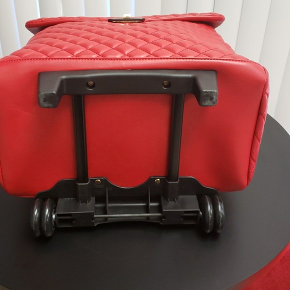 Rolling Overnight Bag - Picture 3 of 4